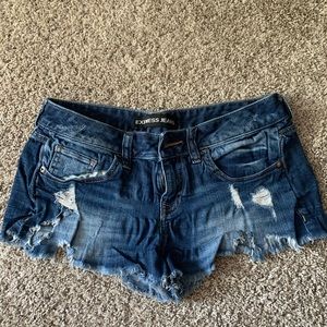 Express jean shorts. Size 6.